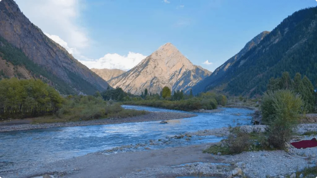 Habba Khatoon Peak