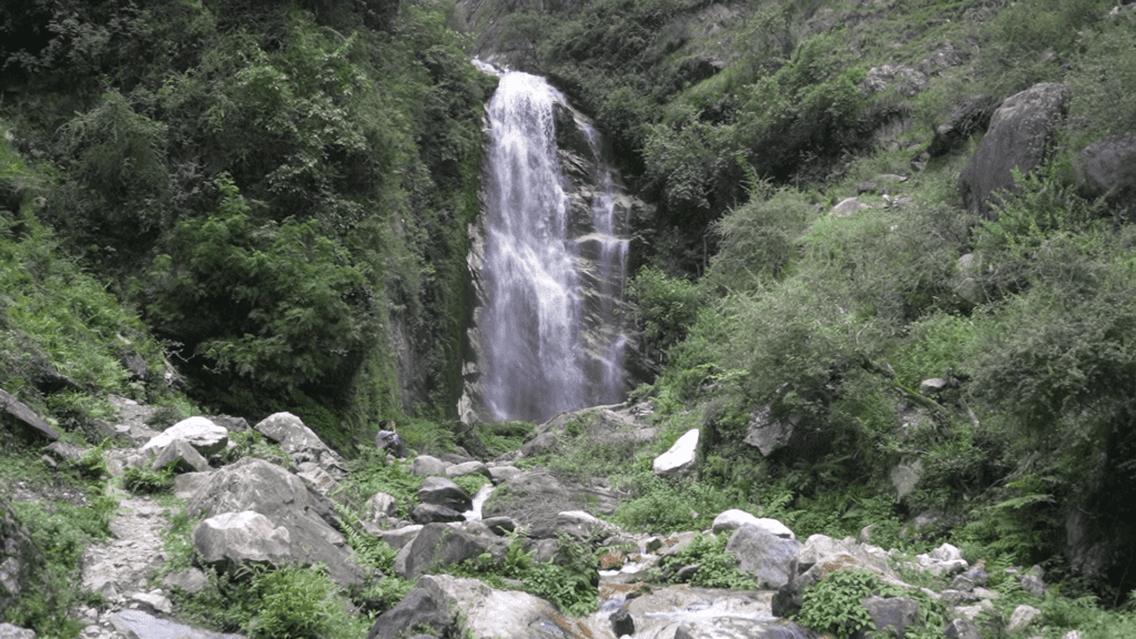 Rupi Raila waterfall